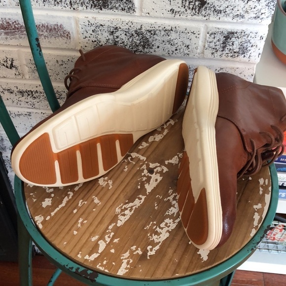 NWOT Cole Haan Original Grand Chukka Leather Boot British Tan Size 9. - Picture 15 of 16